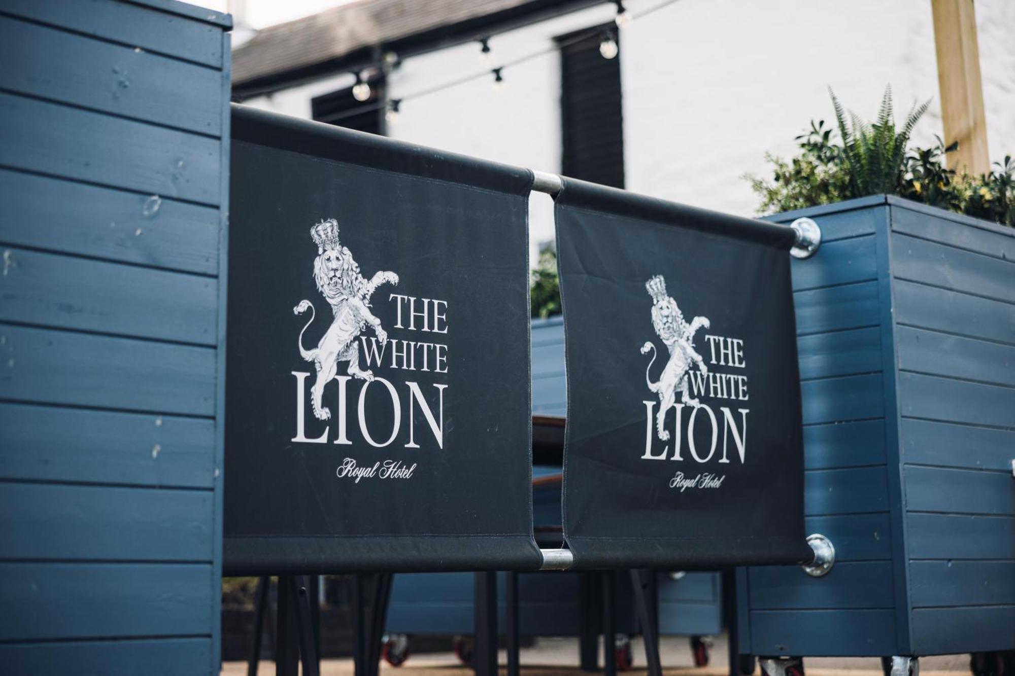 White Lion Royal Hotel Bala Buitenkant foto